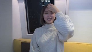 “现在被诱惑的话H也OK…”等待正式交涉的按摩小姐因为超欲求不满性欲快要爆发了！在正式交涉之前一直责备我乳头！